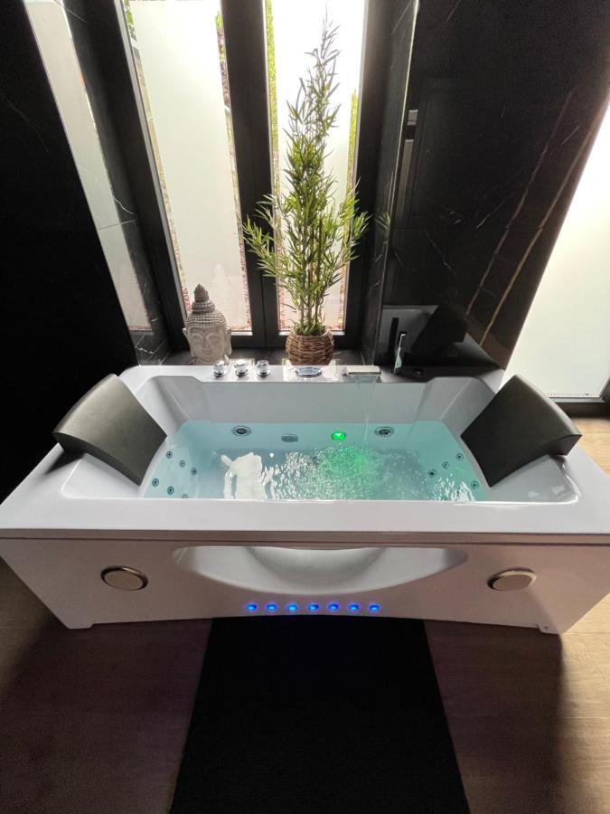 L'Heure De La Detente Spa Privatif ボーレン エクステリア 写真